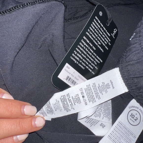 Allbirds Men's Natural Run Short - Natural Black, new with tags - Picture 3 of 12